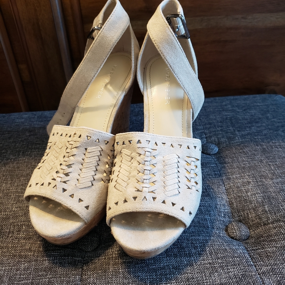 Marc Fisher wedges